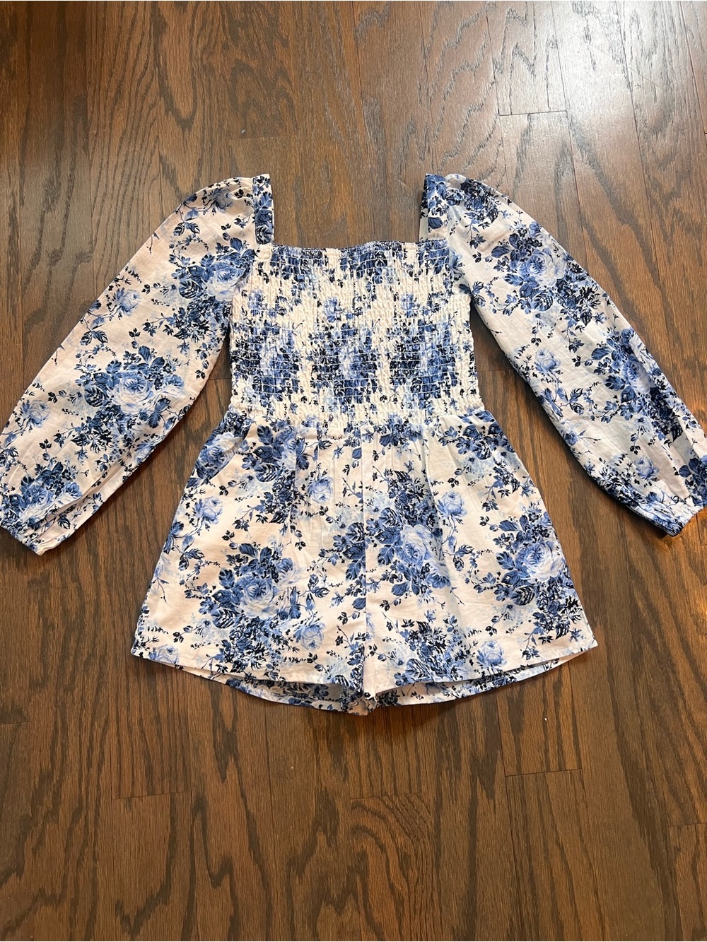 Janie and Jack Size 5 Blue Floral Smocked Long-Sleeve Romper